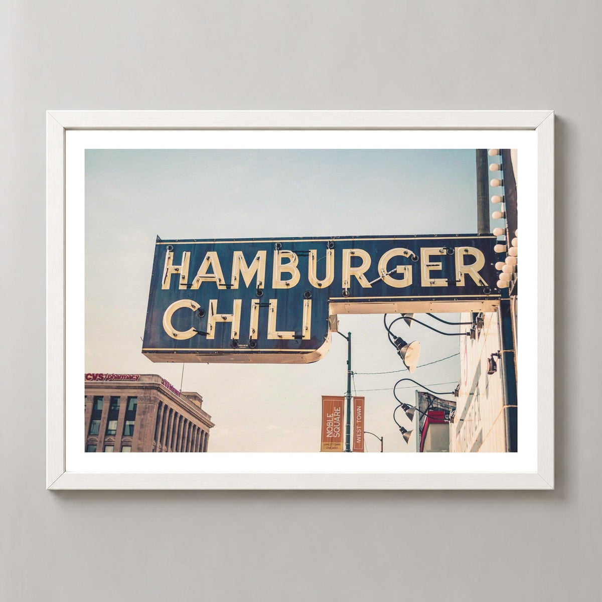 Hamburger Chili — realistic white frame studio view with white border